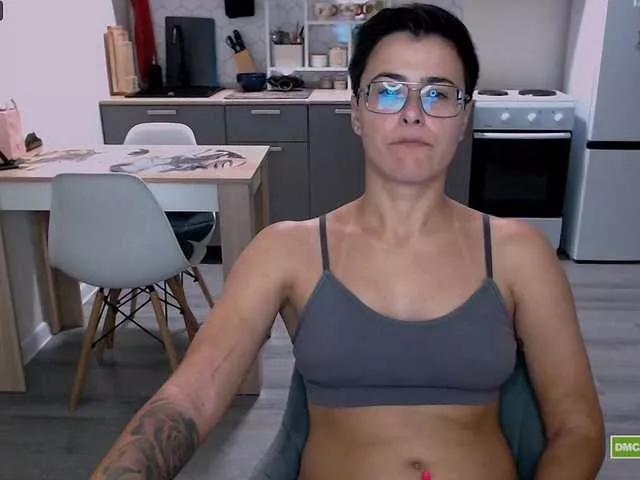 Sashanotfound on BongaCams 