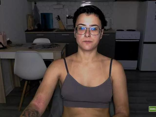 Sashanotfound on BongaCams 