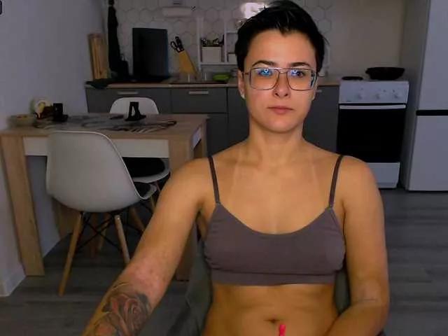 Sashanotfound on BongaCams 