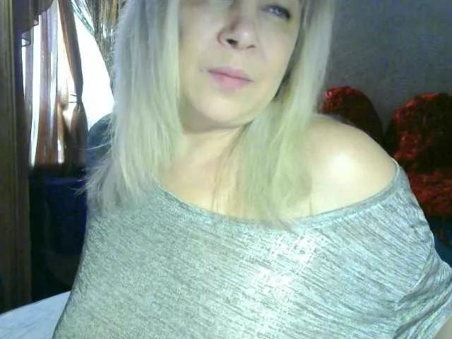Savan35na on BongaCams 