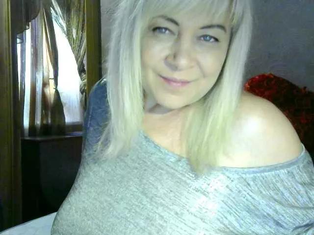 Savan35na on BongaCams 