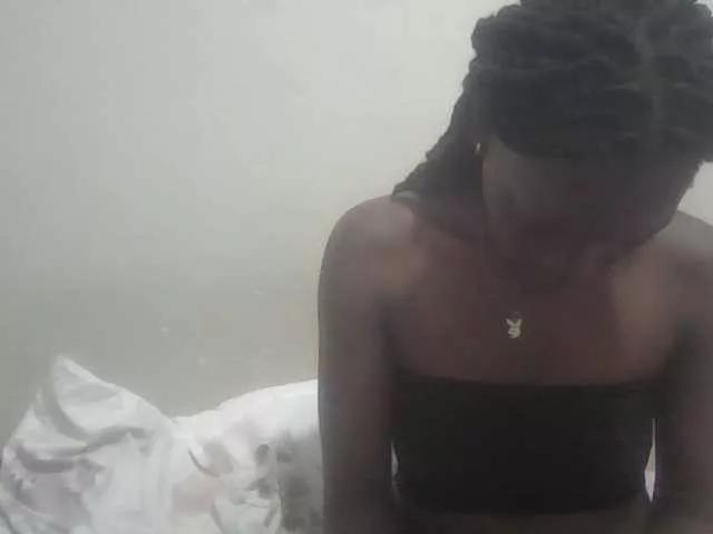 Sellin22 on BongaCams