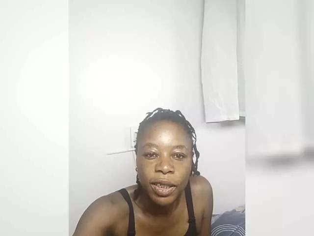 Sexykinyi on BongaCams