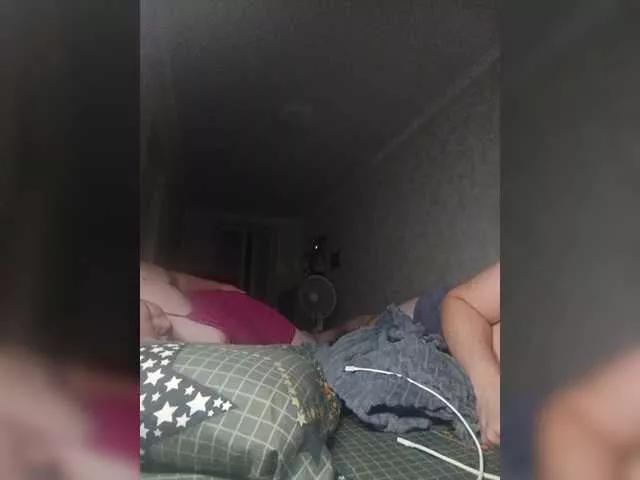 Sladkayaparochka2022 on BongaCams