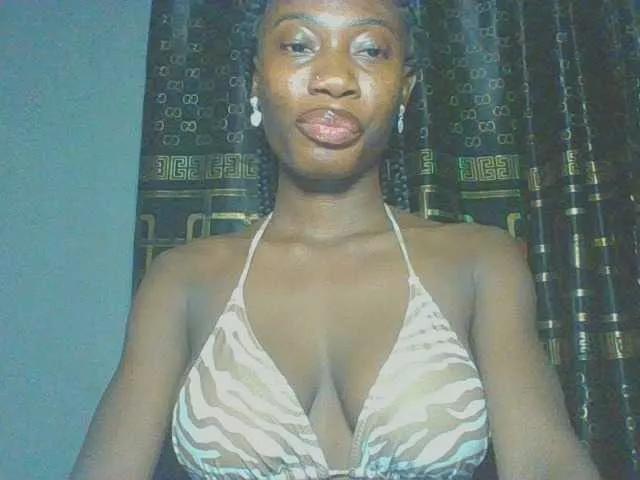 Squirtera on BongaCams