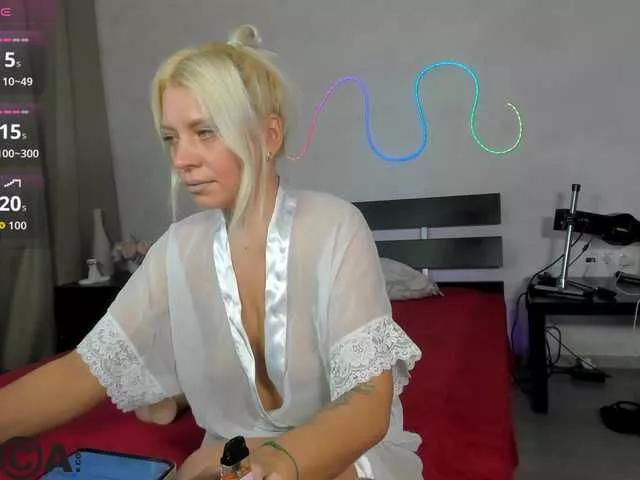 Stasy-Traiin on BongaCams 