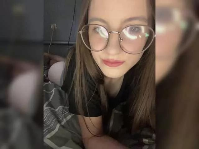 sweet-kiss22 on BongaCams 