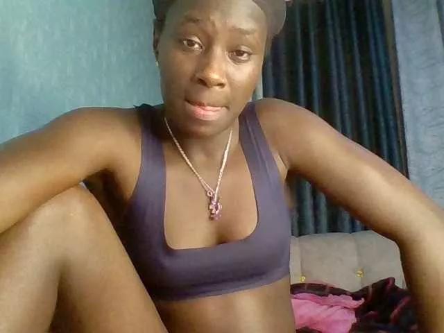 Sweet-melanin on BongaCams 