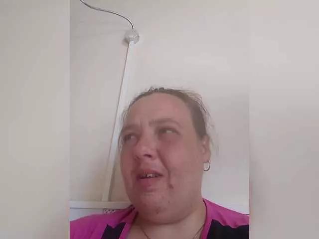 Sweet00Peach on BongaCams 