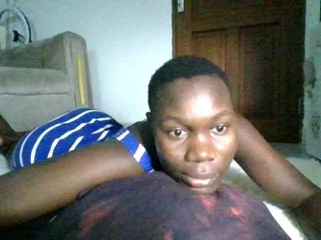 Sweetchocolate on BongaCams 