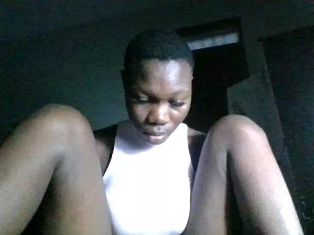 Sweetchocolate on BongaCams 