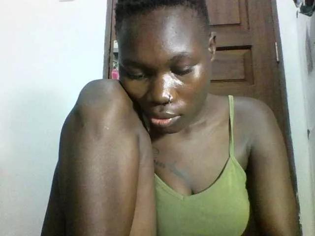 Sweetchocolate on BongaCams