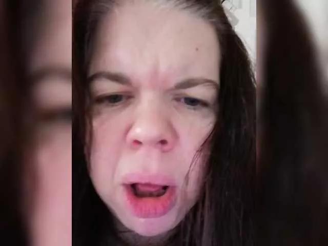 SweetDimond5 on BongaCams 
