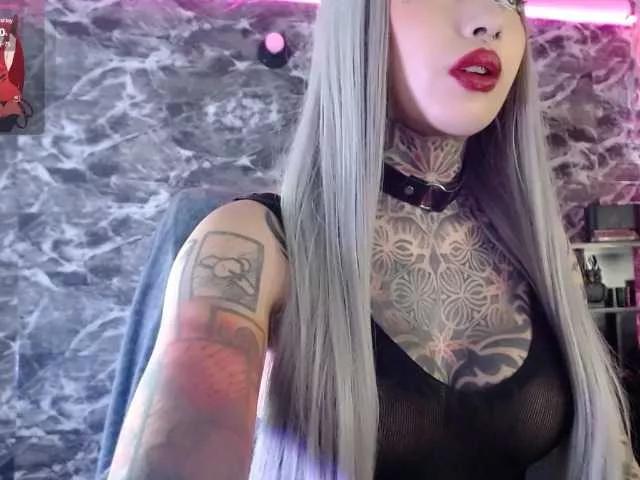 TamaraWaxx on BongaCams 