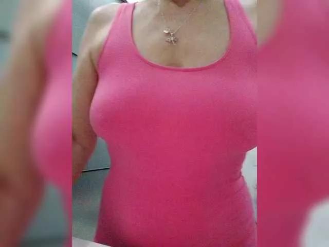 Tata42 on BongaCams 