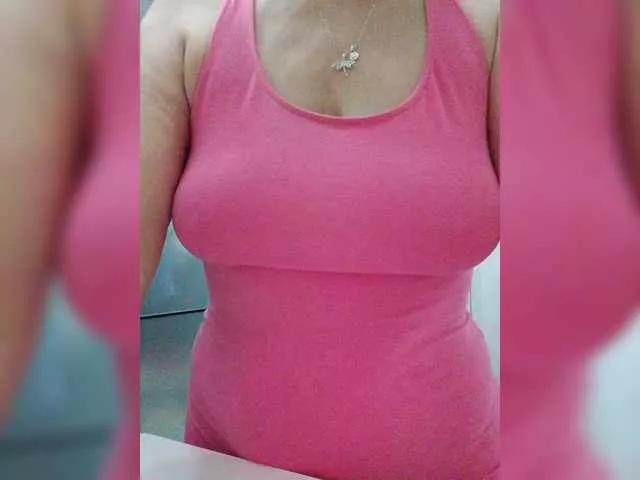 Tata42 on BongaCams 