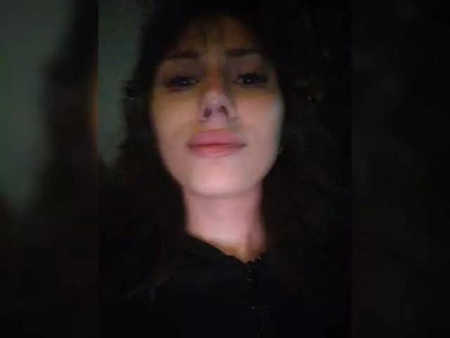 Tinablackkk on BongaCams