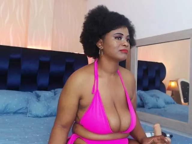 TinaOlsens on BongaCams