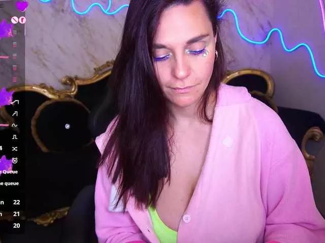 VelvetSun on BongaCams 