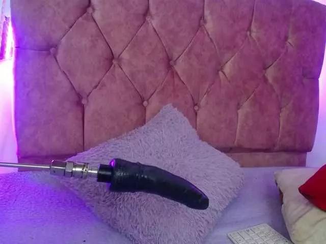 vivianasimons on BongaCams 