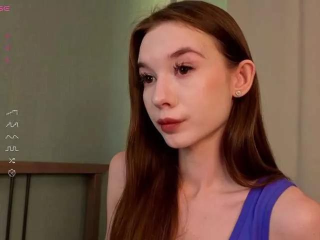 Offline WhiteKelly on BongaCams