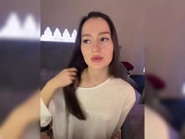 whiteTEAa on BongaCams