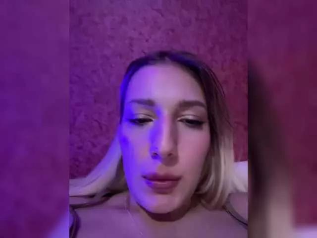 xxxSexyCandyxxx on BongaCams 