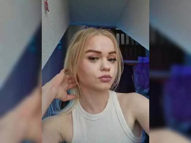 Yourprincess12 on BongaCams