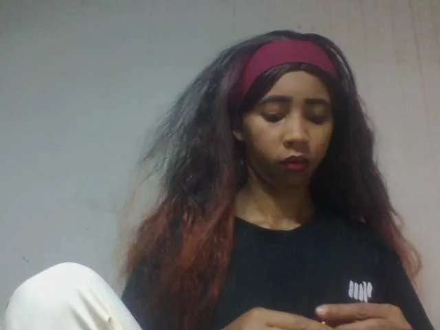 zelioness on BongaCams