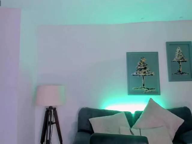 ZoeArmstrong on BongaCams