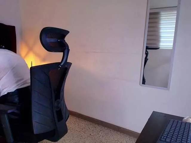 Zuzana21 on BongaCams