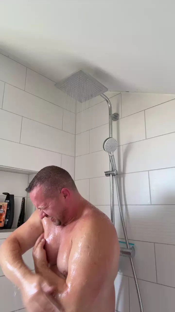 Offline Michback on Cam4