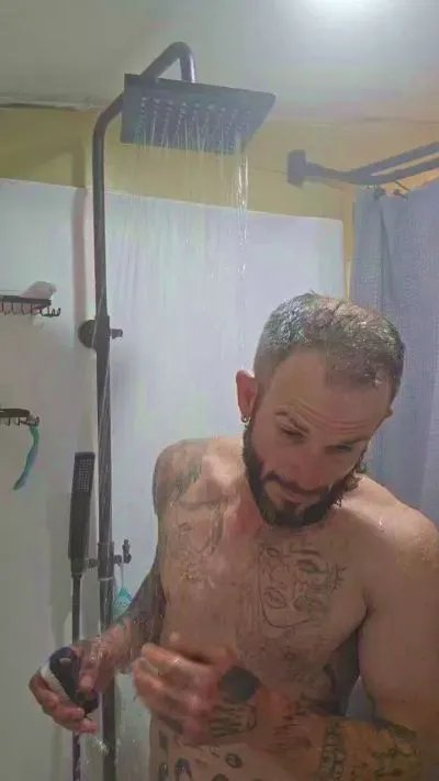 Treeslayer85 — Freechat on Cam4