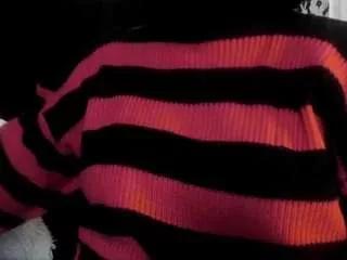 adeelinee on CamSoda 
