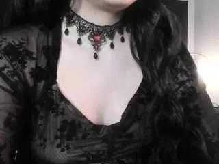 adeelinee on CamSoda 
