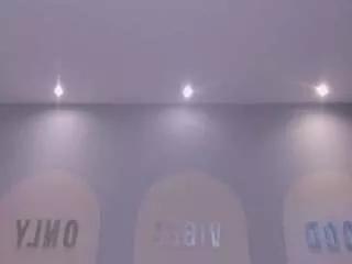 annamoore on CamSoda