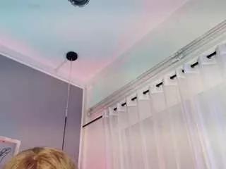 anneth-m on CamSoda 