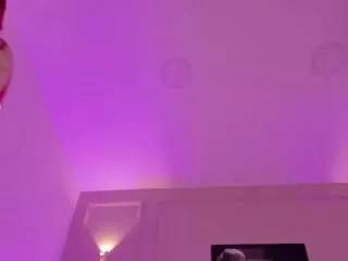 anniemartinezz on CamSoda 