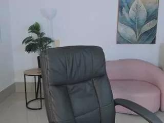 anny-montes on CamSoda 