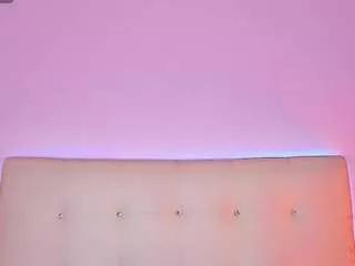 aranza-love on CamSoda 