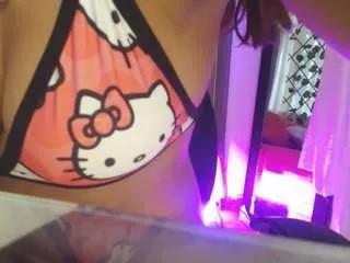 ariadnabrow on CamSoda 