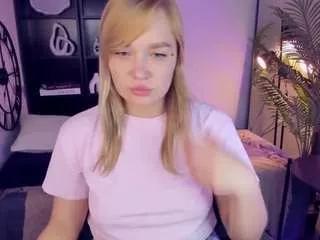 belladreamy on CamSoda 