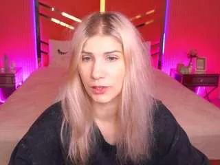 cassandragood on CamSoda 