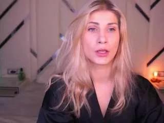 cassandragood on CamSoda 