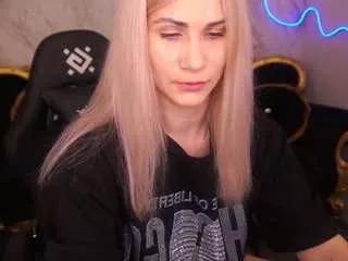 cassandragood on CamSoda 