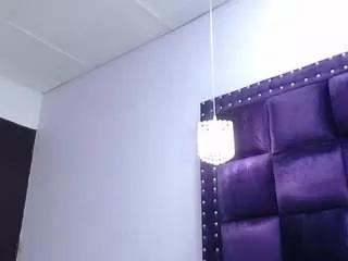 crushonme on CamSoda