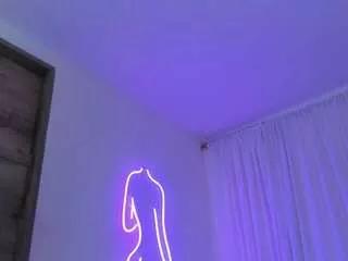 dana-curly on CamSoda 