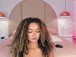 emmawilliams1 on CamSoda 
