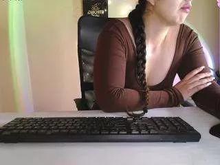 estefany777 on CamSoda 