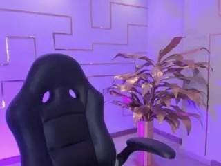 hannahjamesx on CamSoda 
